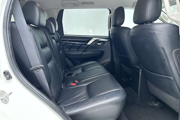 2017 Mitsubishi Pajero Sport Exceed QE