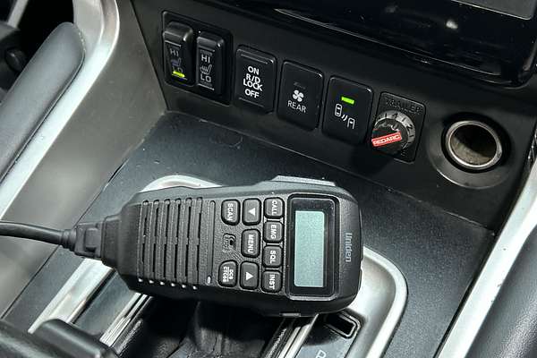 2017 Mitsubishi Pajero Sport Exceed QE