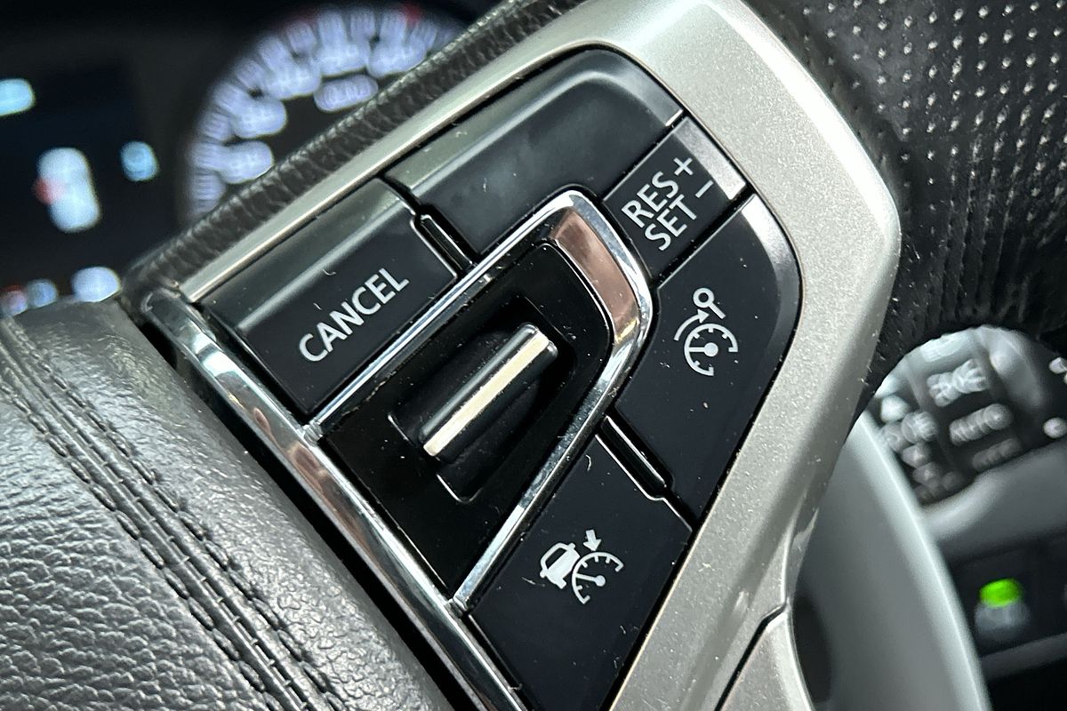 2017 Mitsubishi Pajero Sport Exceed QE