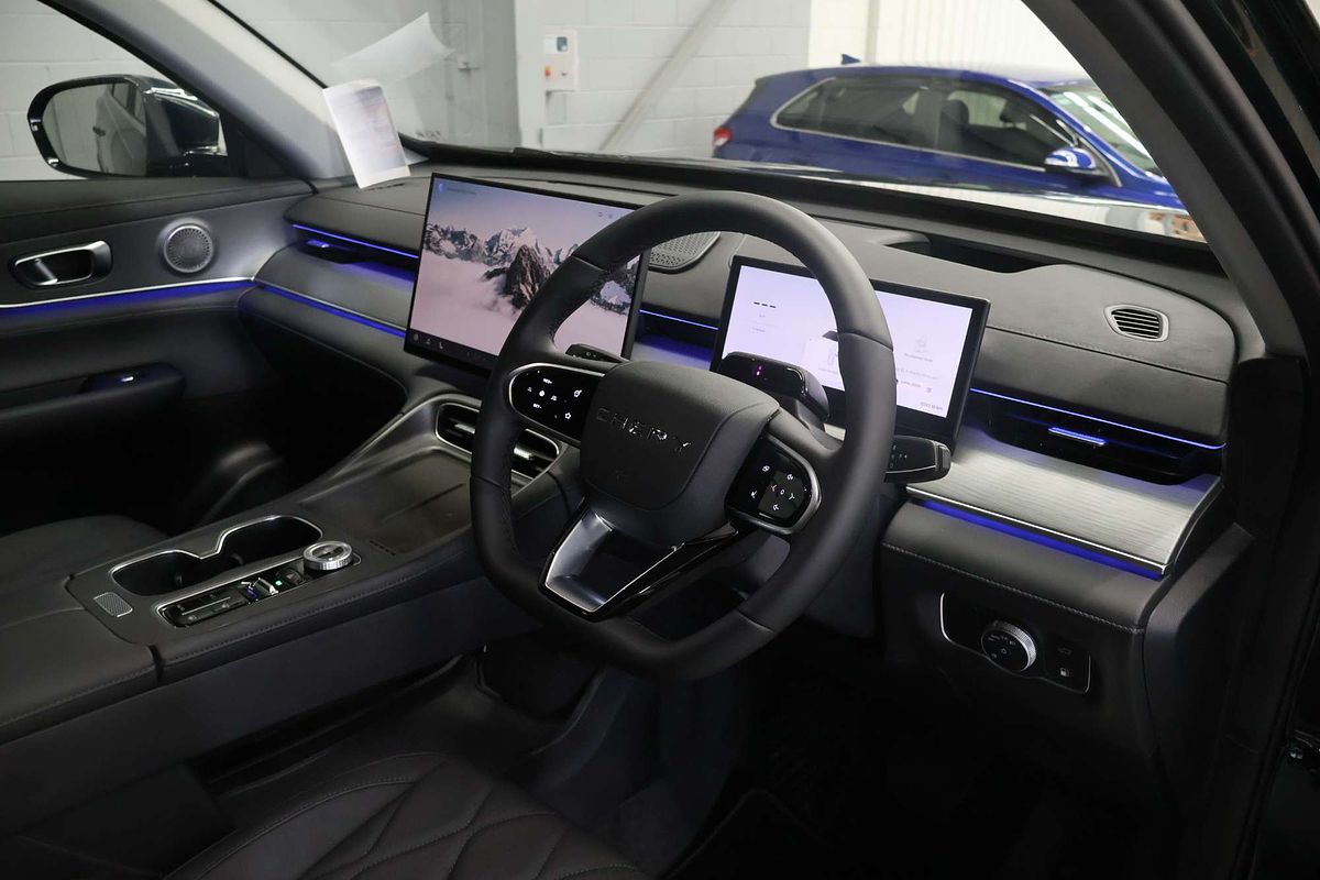 2025 Chery Tiggo 8 Super Hybrid Ultimate T31