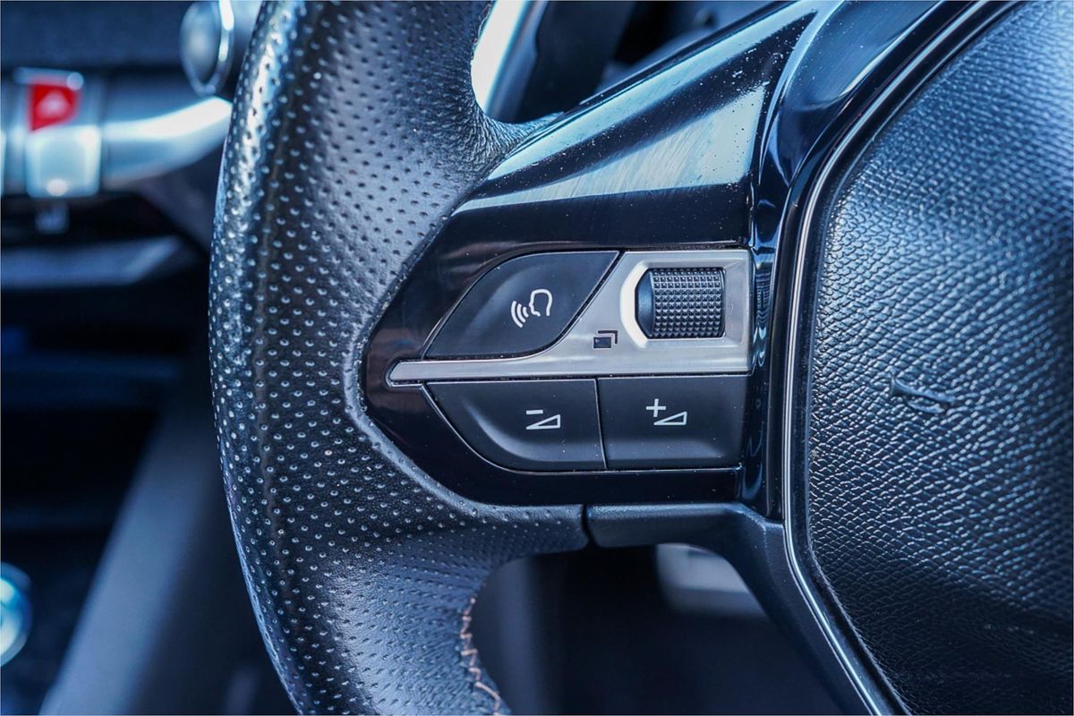 2018 Peugeot 3008 GT Line P84