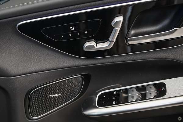 2025 Mercedes-Benz GLC-Class GLC300 X254