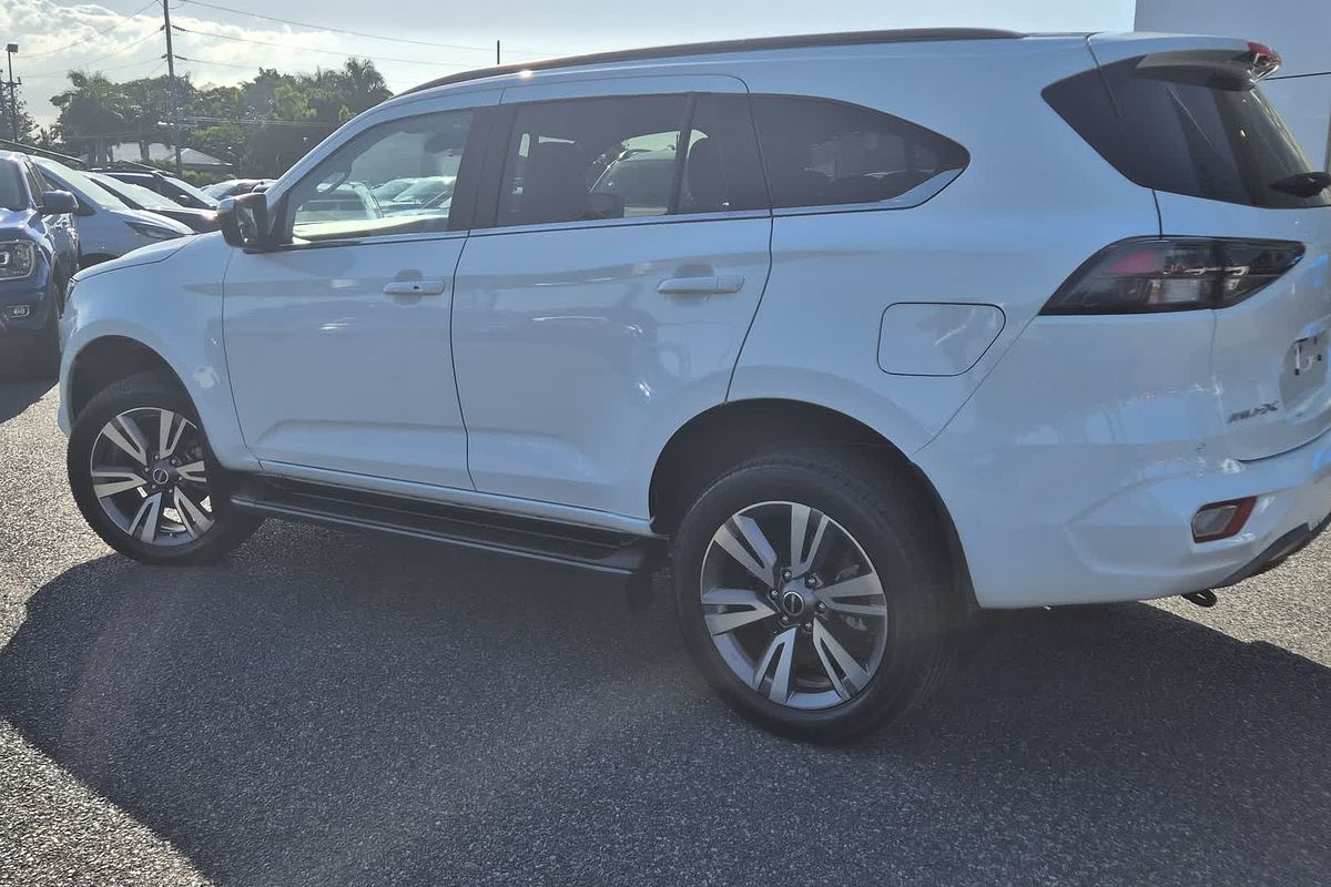 2023 Isuzu MU-X LS-T