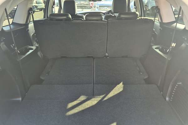 2023 Isuzu MU-X LS-T