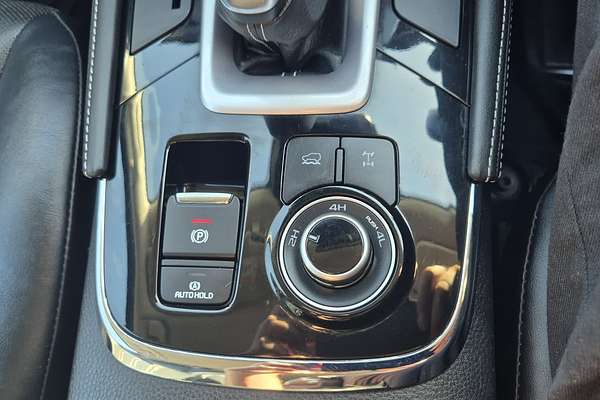 2023 Isuzu MU-X LS-T