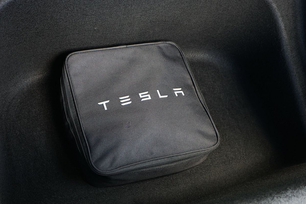 2022 Tesla Model Y Rear-Wheel Drive