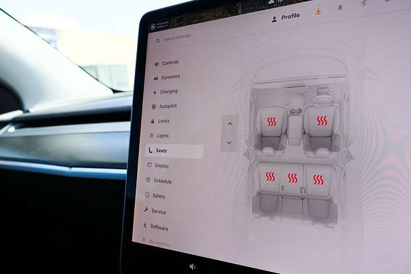 2022 Tesla Model Y Rear-Wheel Drive