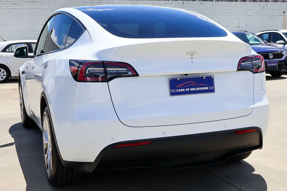 2022 Tesla Model Y Rear-Wheel Drive