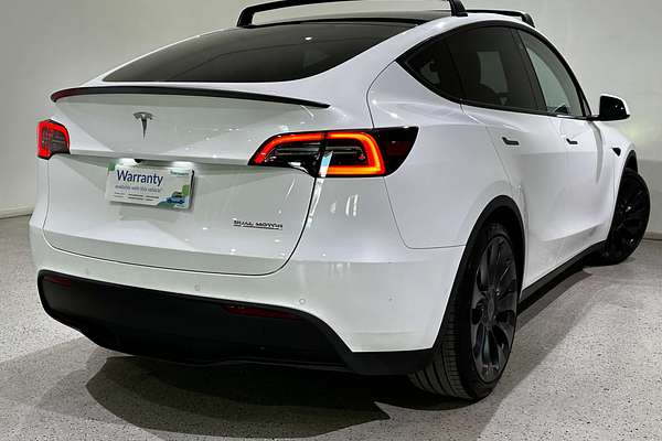 2023 Tesla Model Y Performance