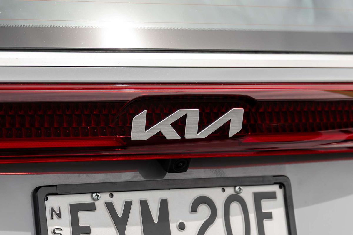 2023 Kia Carnival Platinum KA4