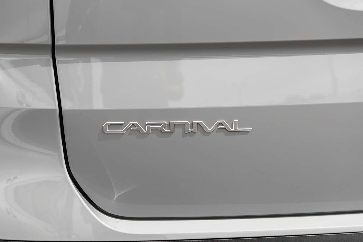 2023 Kia Carnival Platinum KA4