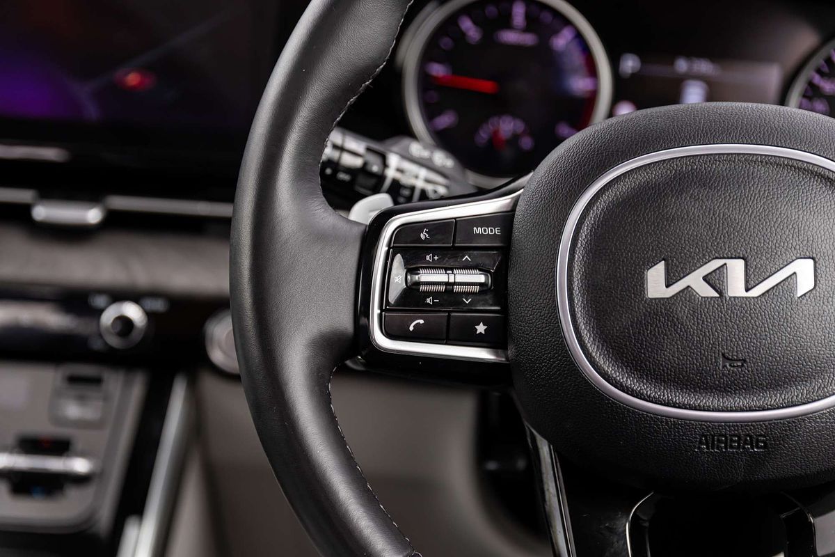 2023 Kia Carnival Platinum KA4