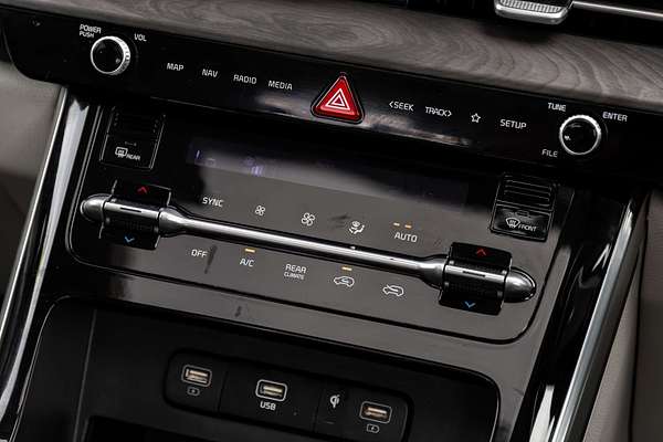 2023 Kia Carnival Platinum KA4