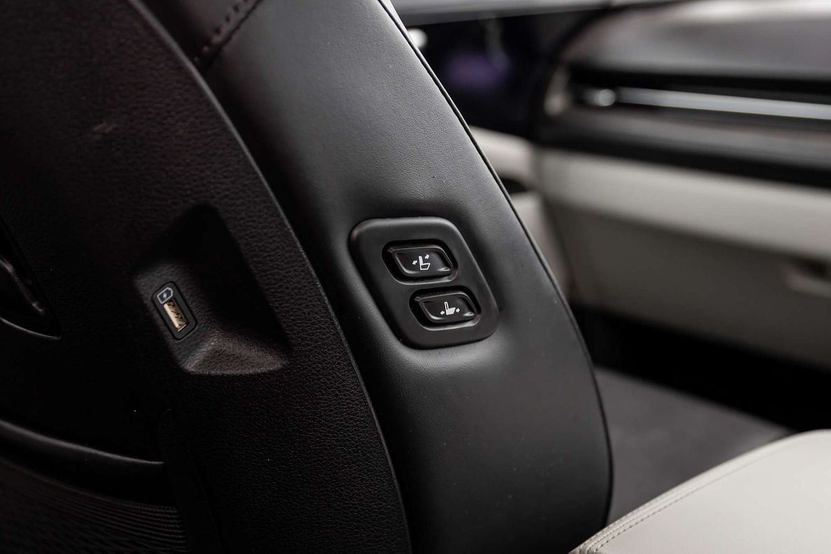 2023 Kia Carnival Platinum KA4