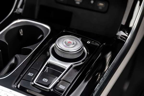 2023 Kia Carnival Platinum KA4