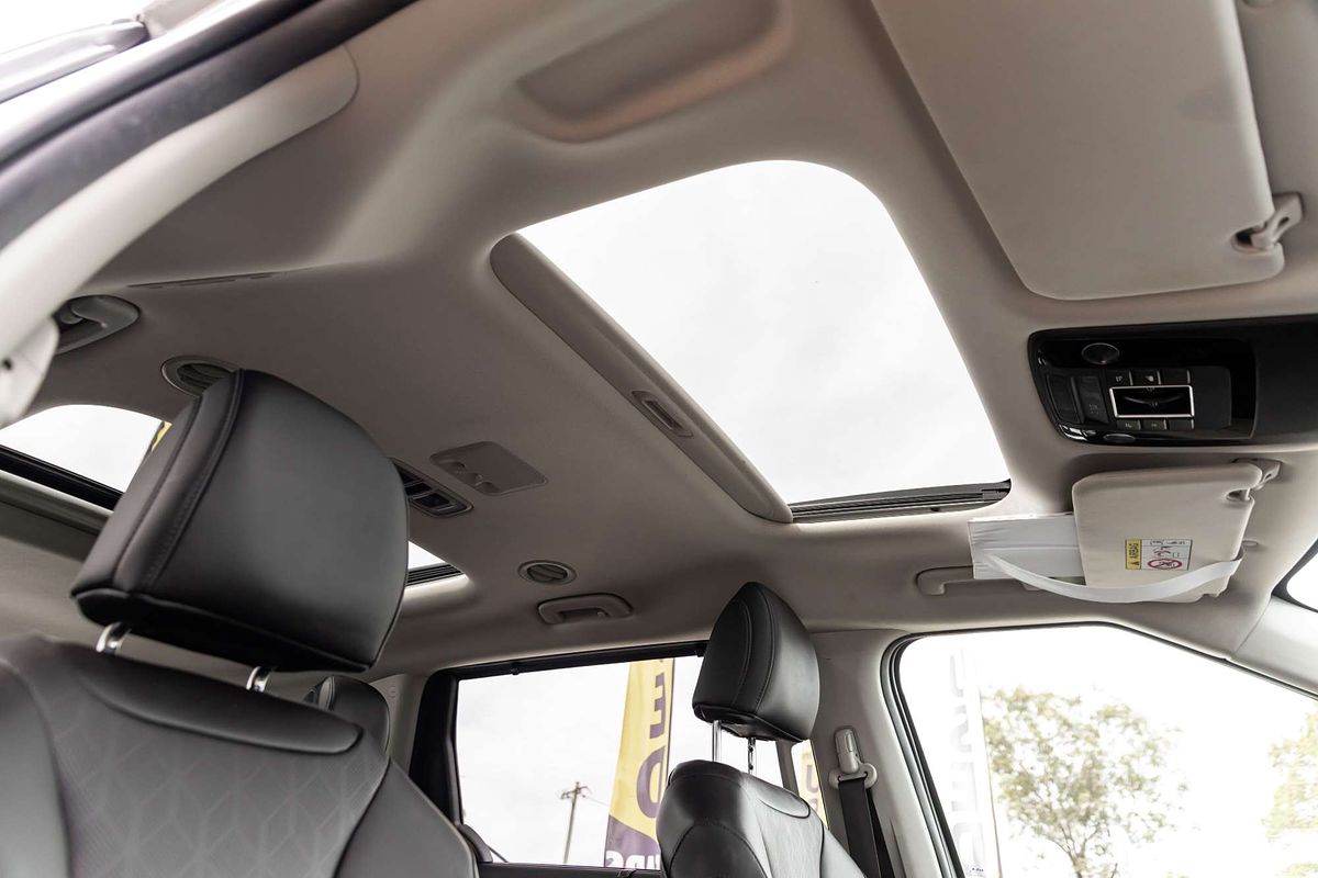 2023 Kia Carnival Platinum KA4