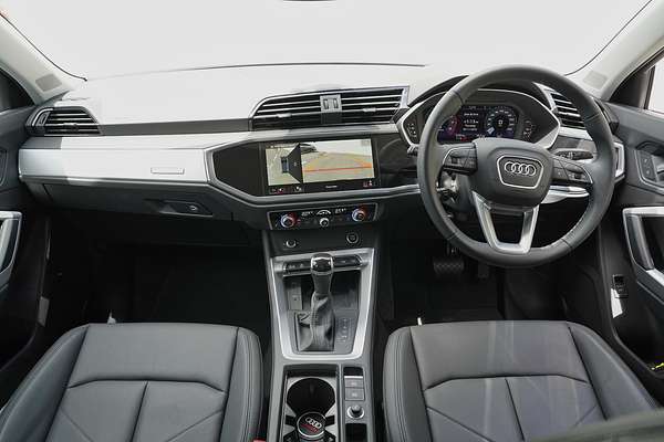 2025 Audi Q3 35 TFSI S line edition F3