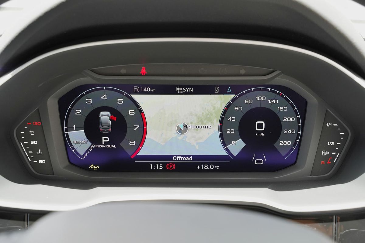 2025 Audi Q3 35 TFSI S line edition F3