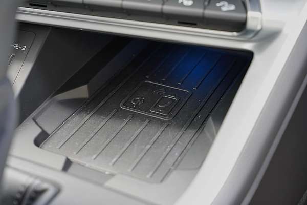 2025 Audi Q3 35 TFSI S line edition F3