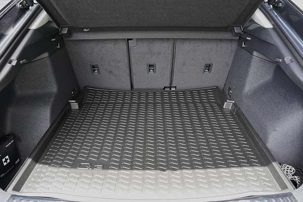 2025 Audi Q3 35 TFSI S line edition F3