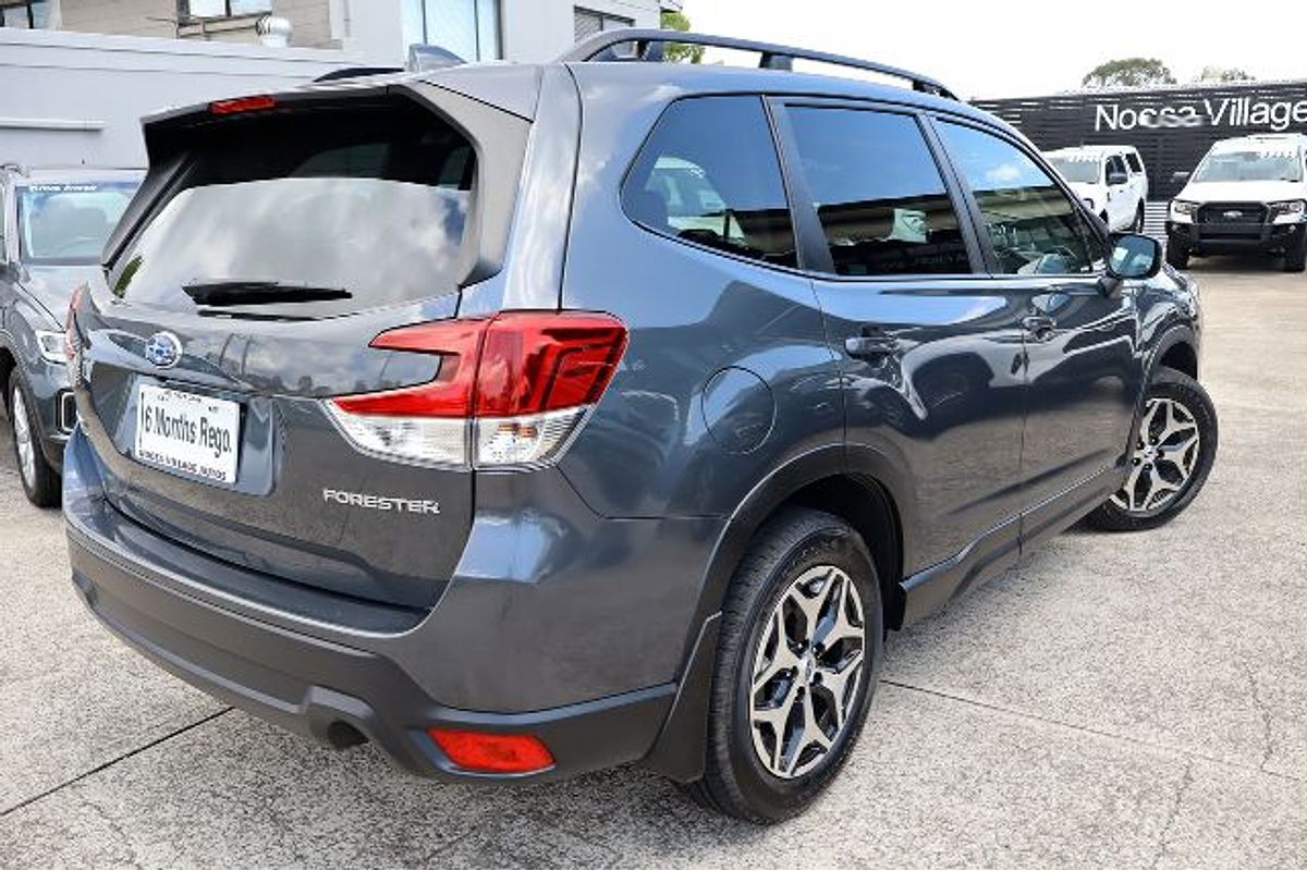 2023 Subaru Forester 2.5i S5