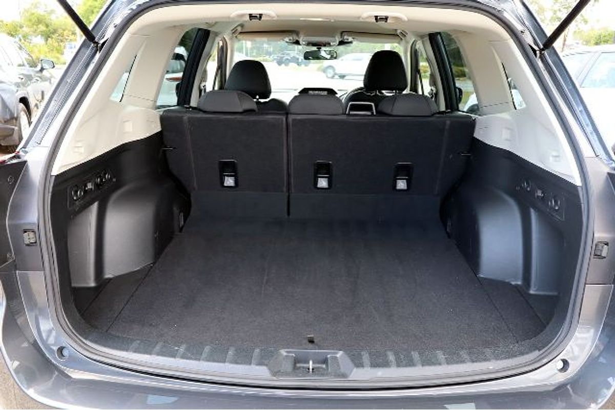 2023 Subaru Forester 2.5i S5