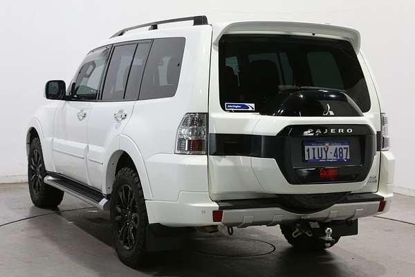 2018 Mitsubishi Pajero Exceed NX