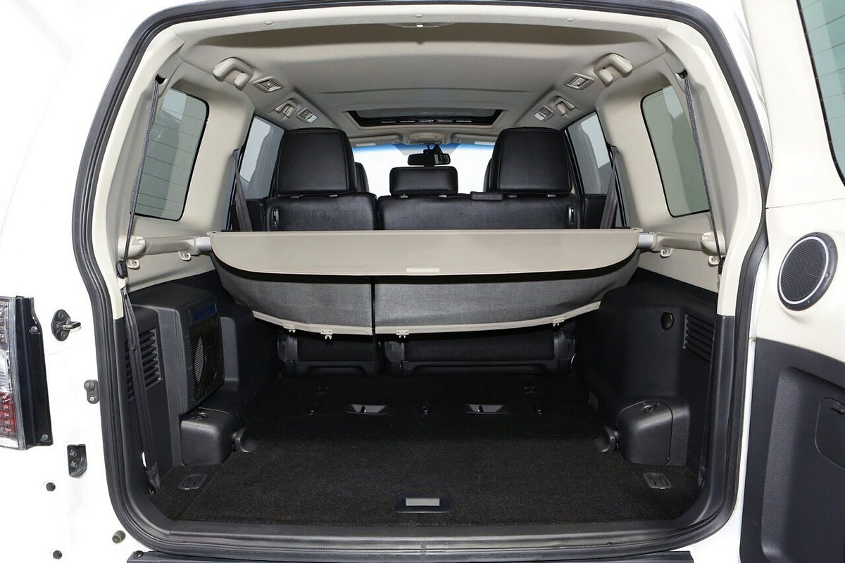 2018 Mitsubishi Pajero Exceed NX