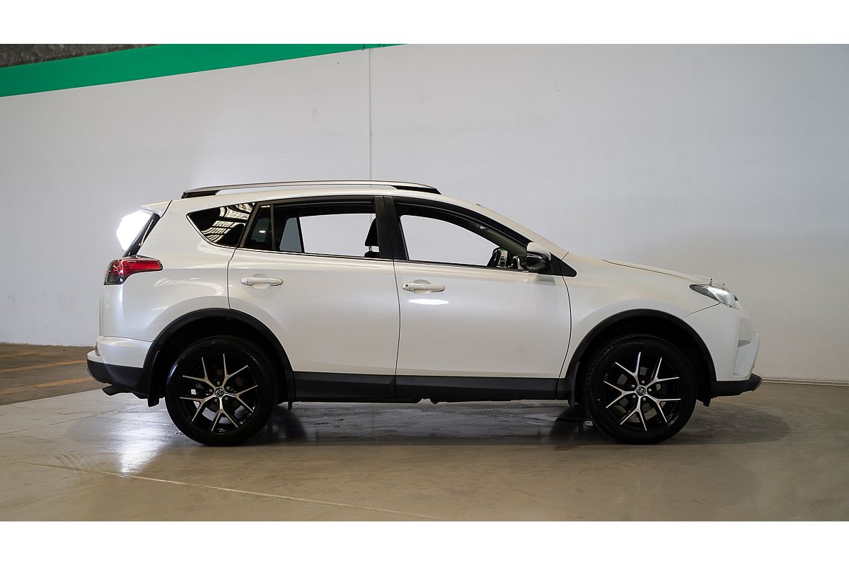 2017 Toyota RAV4 GXL ASA44R