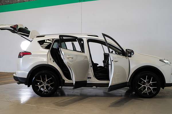 2017 Toyota RAV4 GXL ASA44R