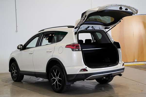 2017 Toyota RAV4 GXL ASA44R