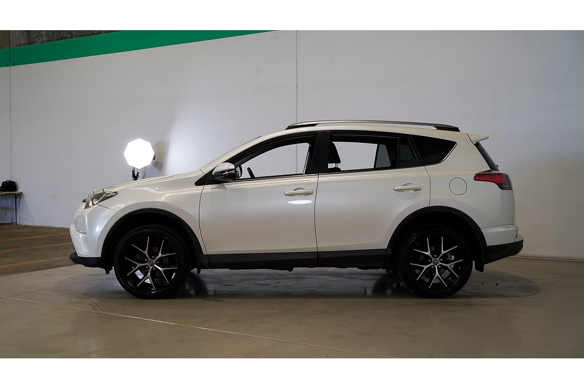 2017 Toyota RAV4 GXL ASA44R