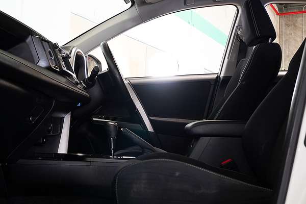 2017 Toyota RAV4 GXL ASA44R