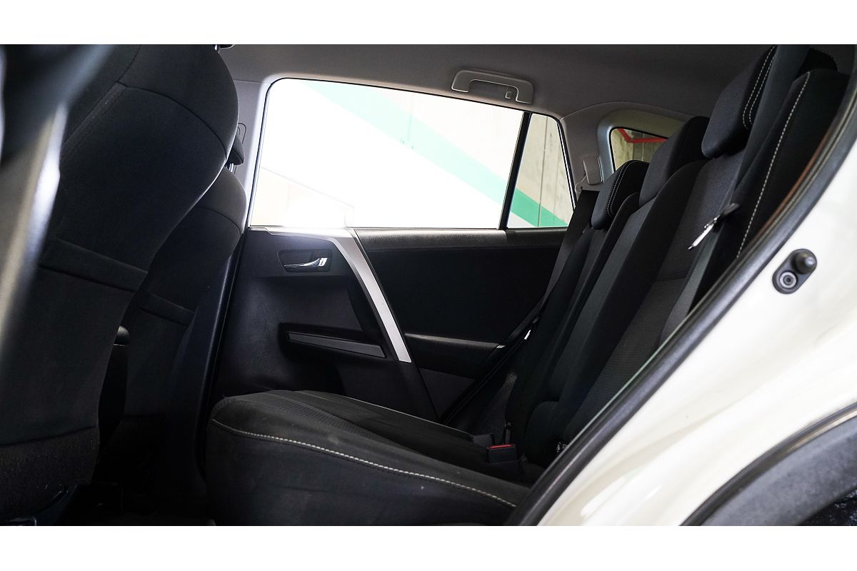 2017 Toyota RAV4 GXL ASA44R