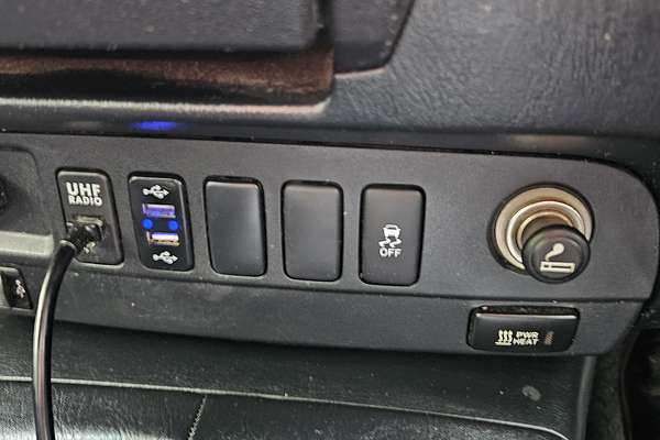 2014 Toyota Hilux SR5 KUN26R 4X4