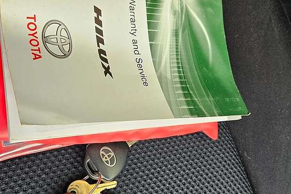 2014 Toyota Hilux SR5 KUN26R 4X4