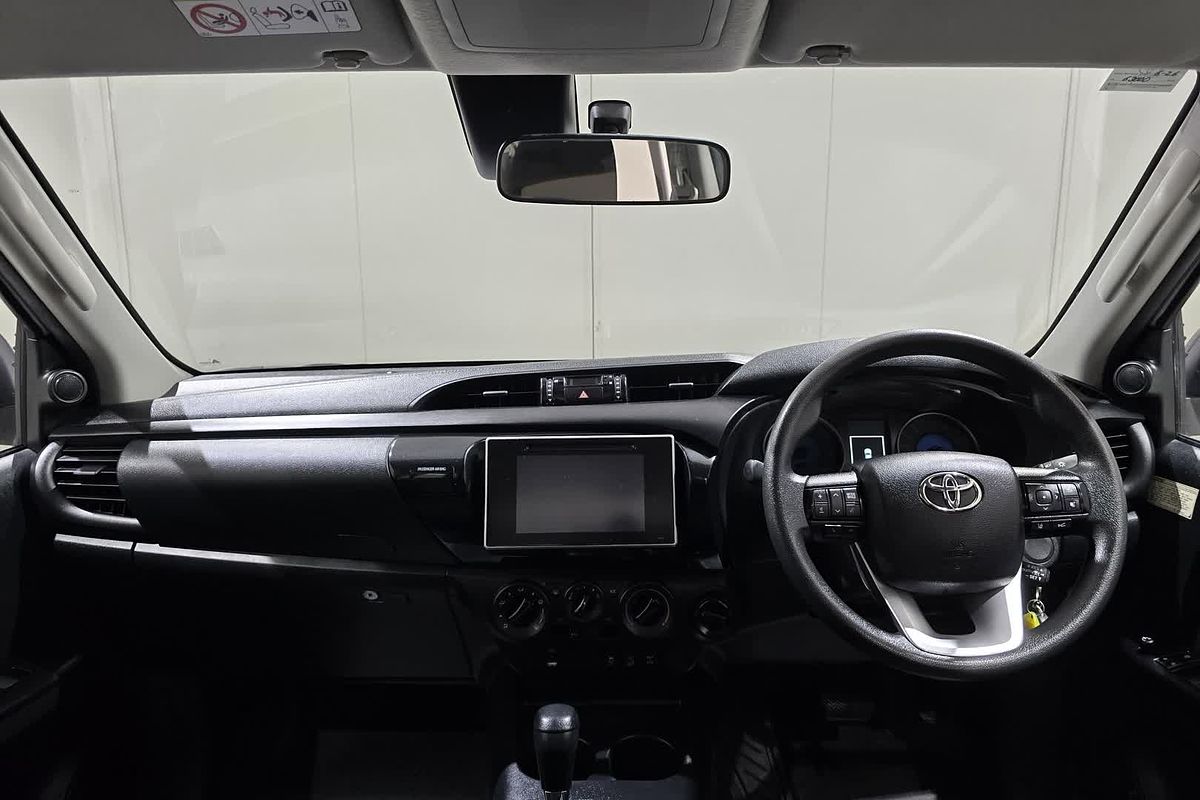 2019 Toyota Hilux SR GUN126R 4X4