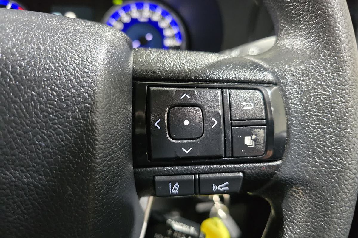 2019 Toyota Hilux SR GUN126R 4X4