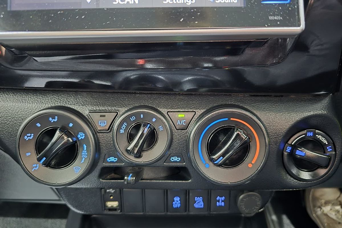 2019 Toyota Hilux SR GUN126R 4X4