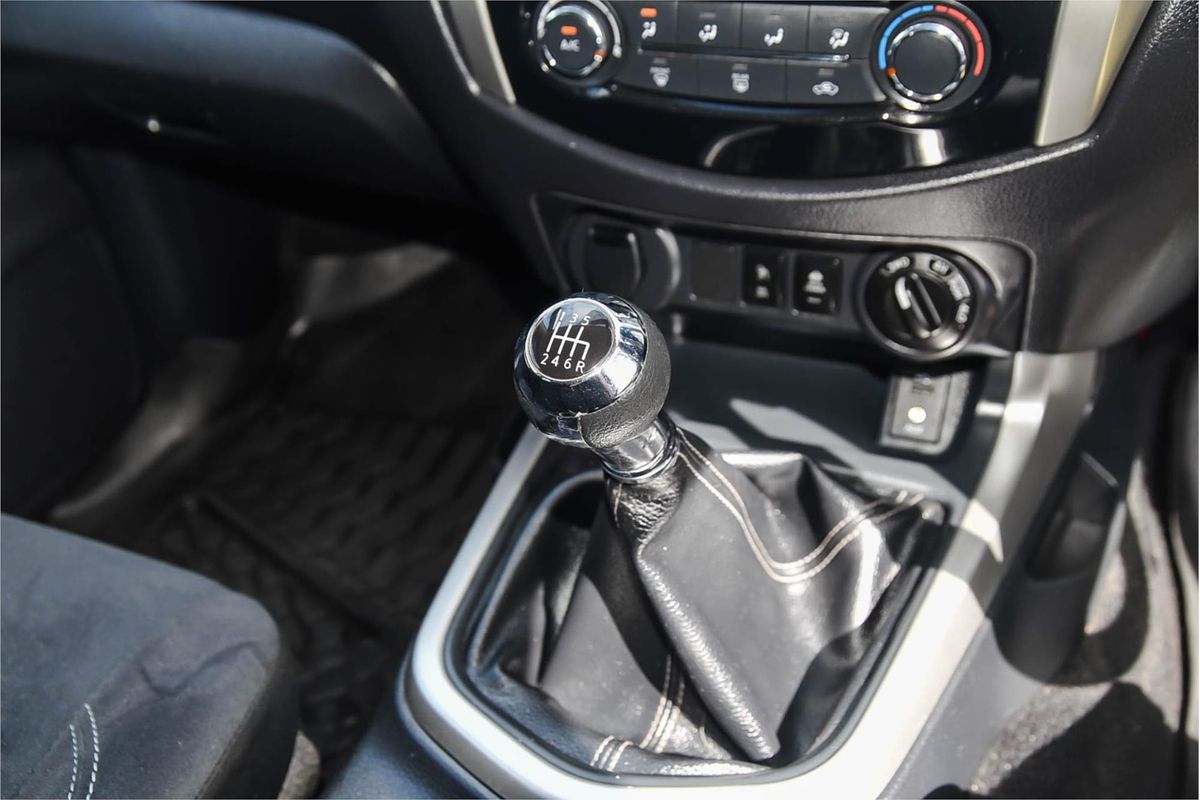 2016 Nissan Navara ST D23 4X4
