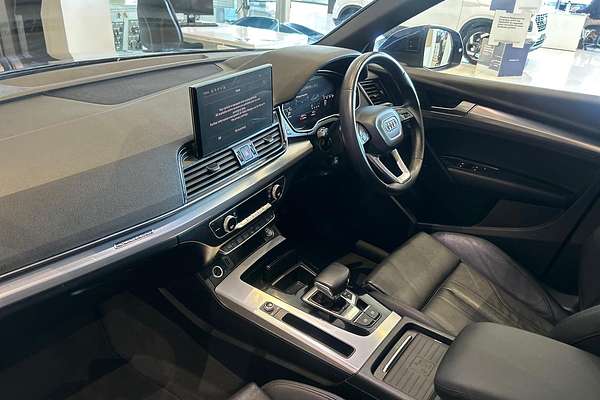 2023 Audi Q5 40 TDI S line FY