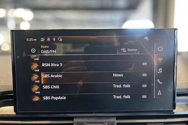 2023 Audi Q5 40 TDI S line FY