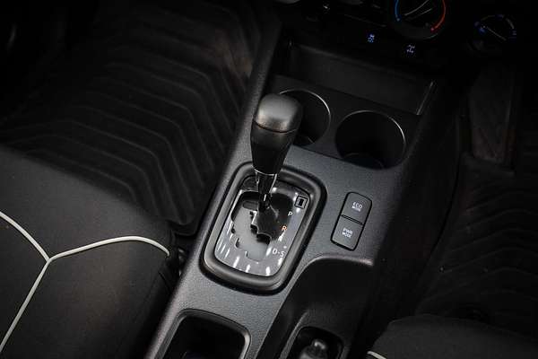 2016 Toyota Hilux SR GUN126R 4X4