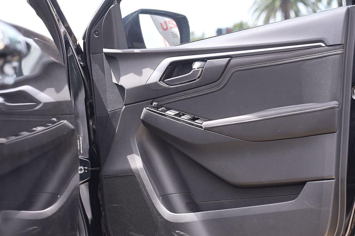 2025 Isuzu D-MAX LS-U 4X4