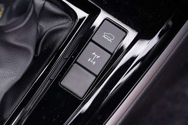 2025 Isuzu D-MAX LS-U 4X4