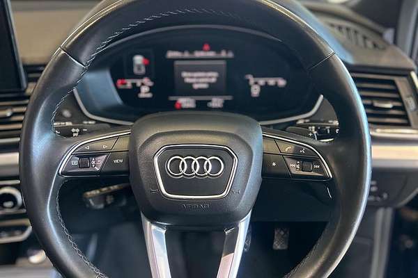 2023 Audi Q5 40 TDI S line FY