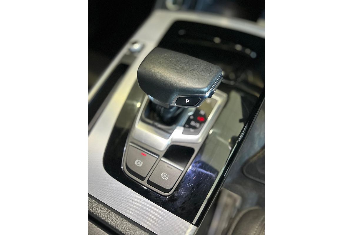 2023 Audi Q5 40 TDI S line FY