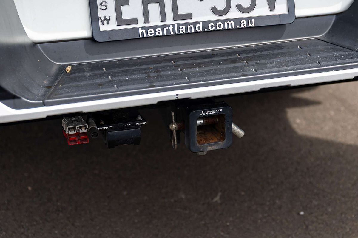 2019 Mitsubishi Triton GLS Premium MR 4X4