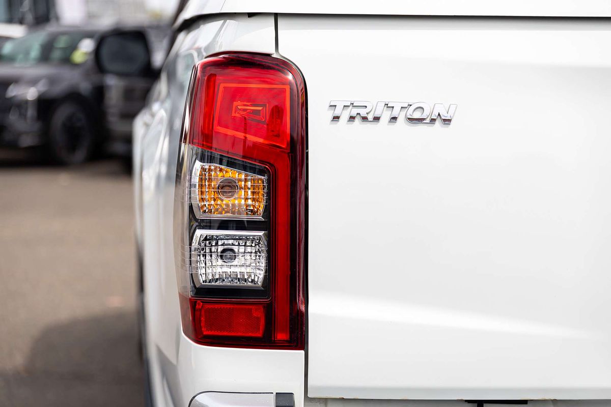2019 Mitsubishi Triton GLS Premium MR 4X4