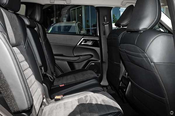 2025 Mitsubishi Outlander Aspire ZM